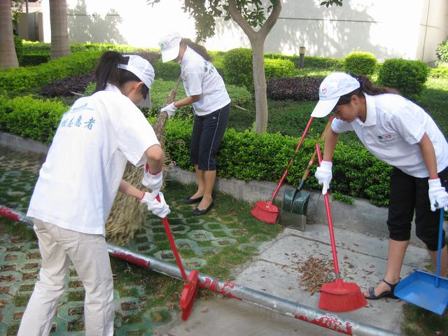 寶健、完美公司榮獲“2010志愿力量獎”