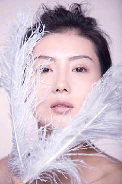 誤區6、用多種精華素不分先后