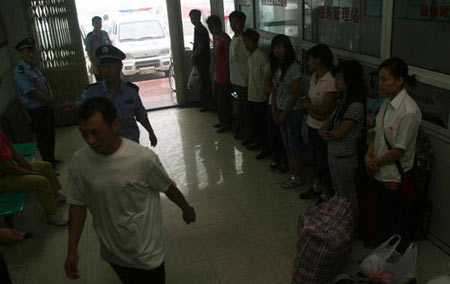 ���N�������ɳ����Ⱥ�?q��)��?